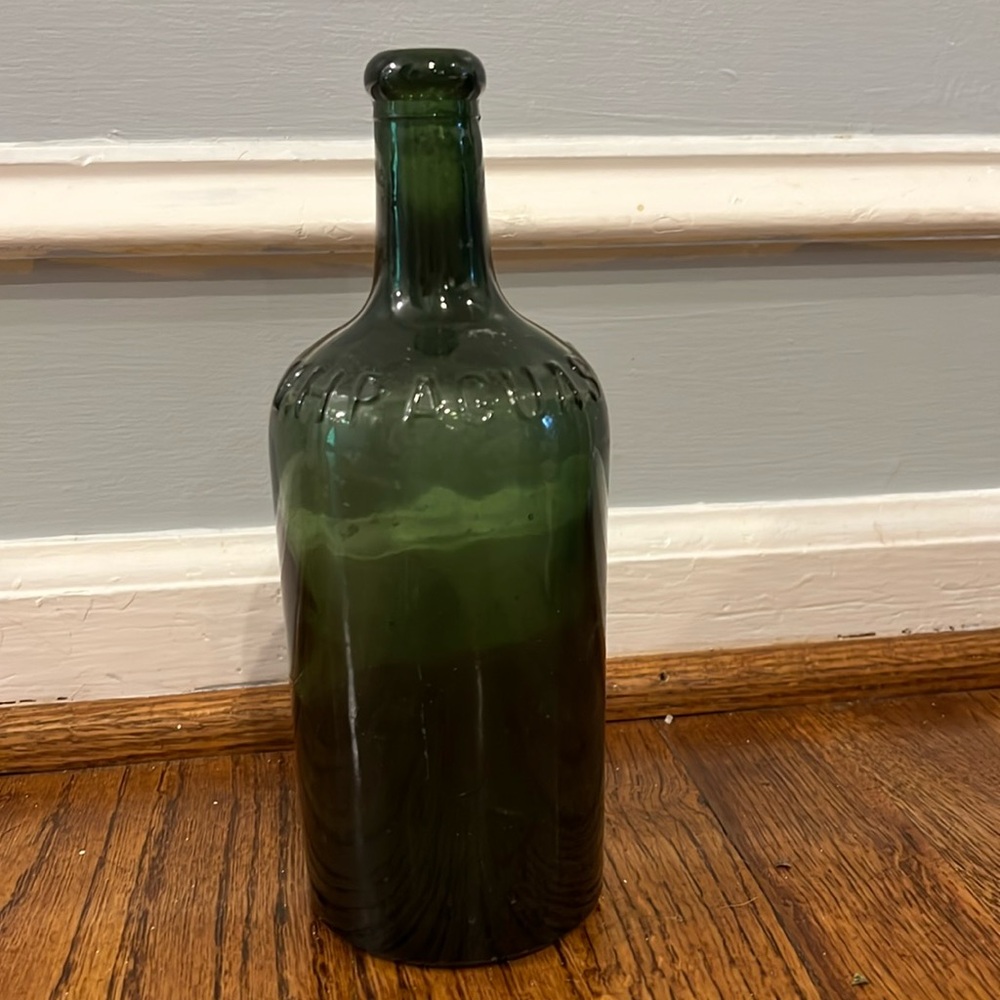 VINTAGE GREEN GLASS BOTTLE WITH GALIAC WRITING